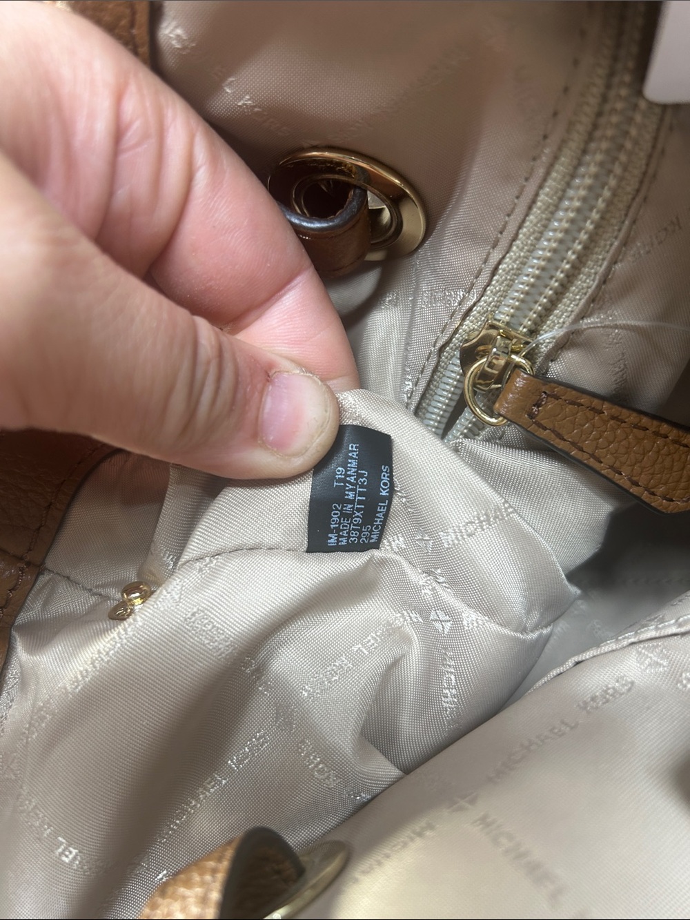 8735 NWT Michael Kors Brown MK Signature Tote Bag - Picture 7 of 11